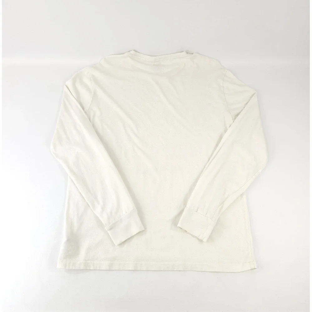 Ralph Lauren **note** visible